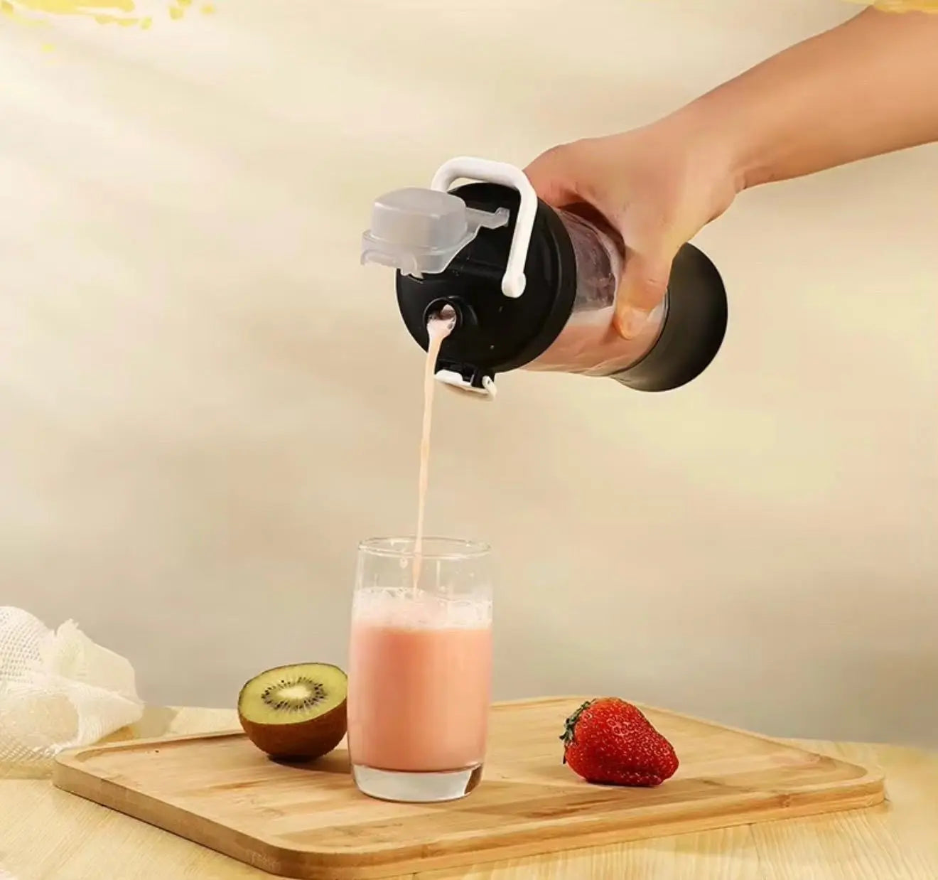 Blender Portabil Profesional cu Lama 10D, Zdrobeste Gheata, 3000mAh, 600ml Neamtul.ro