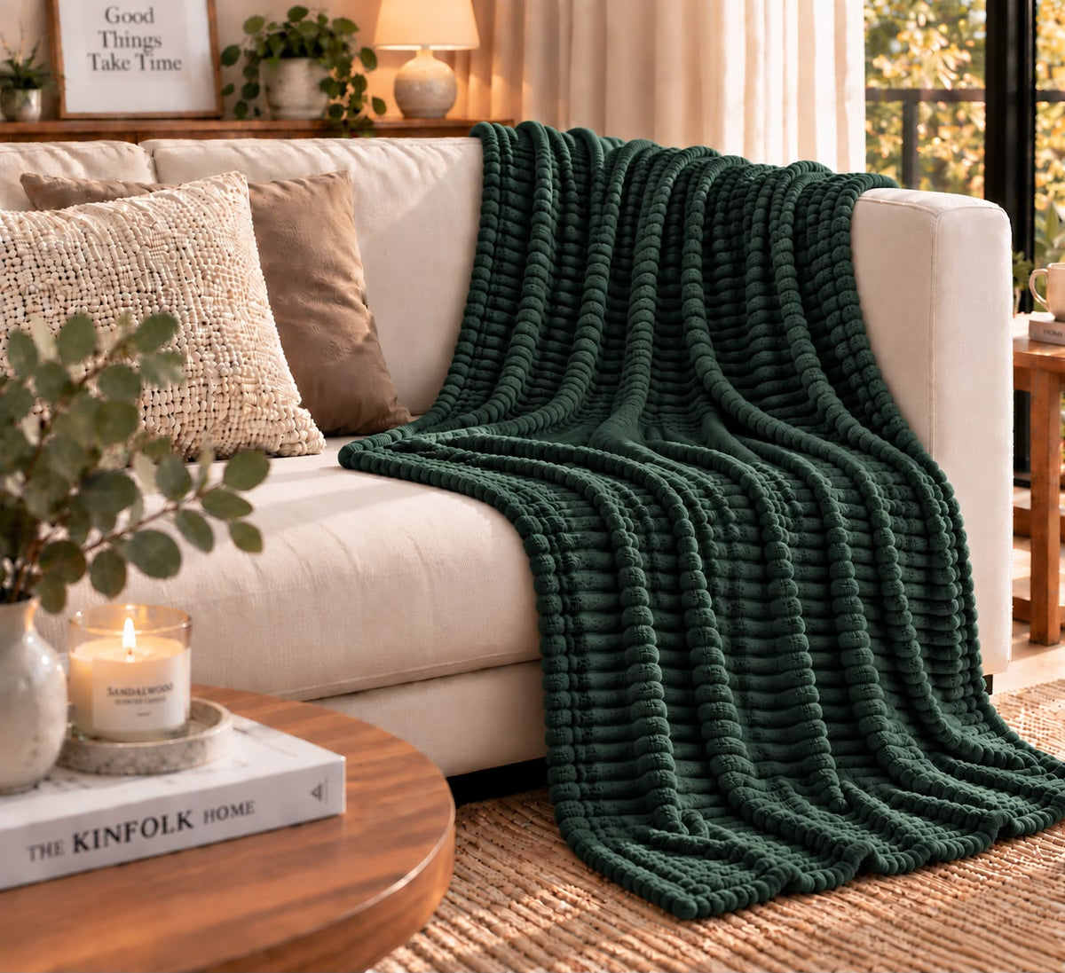 Patura Hera Black Evergreen