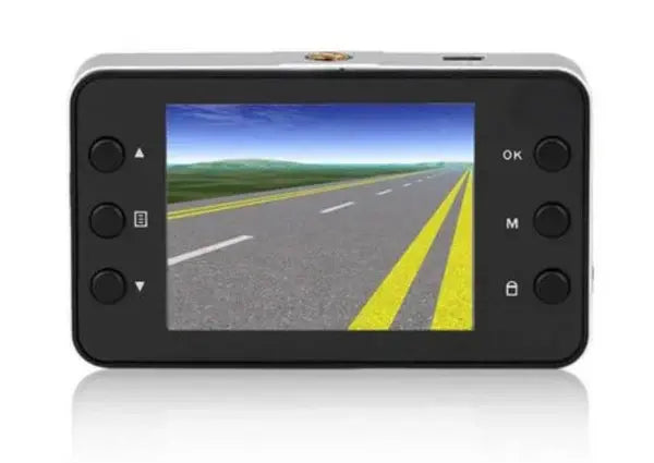 Camera Video Auto, DVR, Full HD 1080p, Ecran 2.4 inch + Card 64 GB CADOU Doimeseriasi.ro