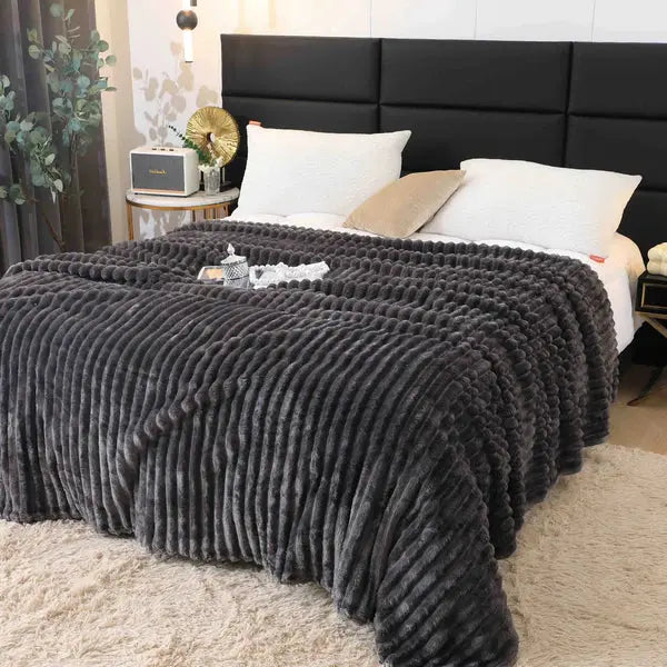 Patura Cocolino Groasa, Pentru Pat Dublu, 200 x 230 cm, Pufoasa si Calduroasa Neamtul.ro