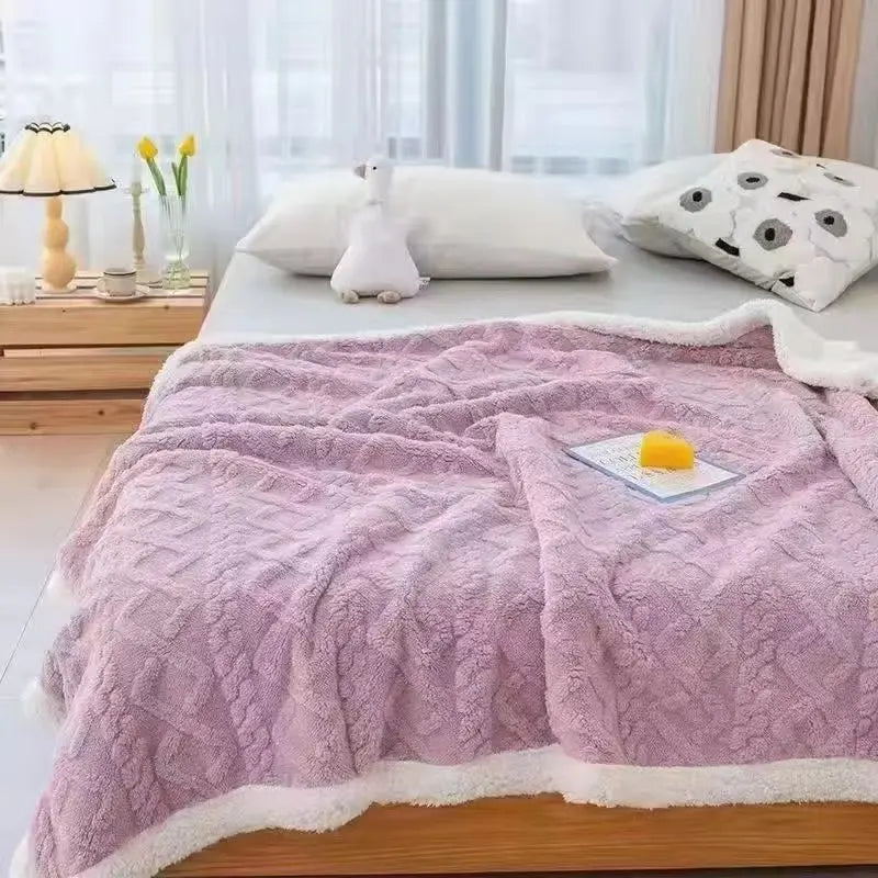 MODEL NOU: Patura Cocolino Groasa Dubla, Super Soft, Tip Tricotaj, cu Blanita, 200 x 230 cm + CADOU in VALOARE de 25 lei Doimeseriasi.ro