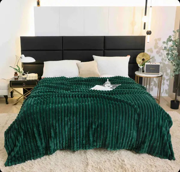 Patura Cocolino Groasa, Pentru Pat Dublu, 200 x 230 cm, Pufoasa si Calduroasa Neamtul.ro
