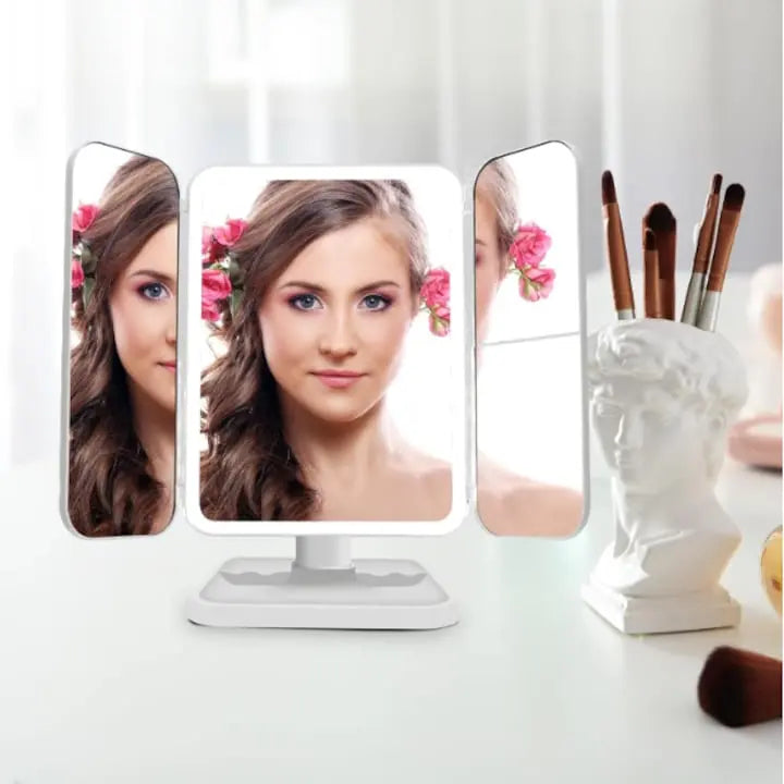 Oglindă Profesională pentru Machiaj cu LED, Zoom 2X/3X/10X, Intensitate Reglabilă, USB Neamtul.ro