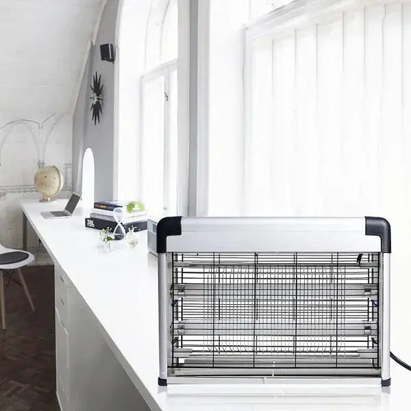 Capcana Electrica Pentru Insecte, Cu 2 Neoane UV, Putere 60W, Tavita Pentru Colectare Doimeseriasi.ro
