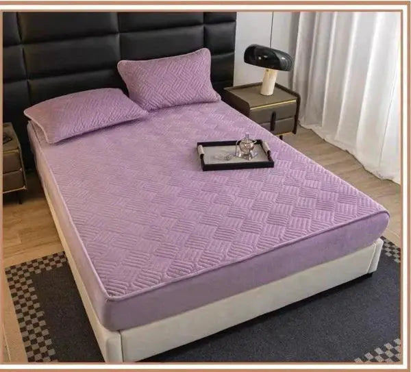 Topper Pentru Saltea, Cu Elastic, Material Tip Catifea, 160 X 200 cm + 2 Fete de Perna CADOU Doimeseriasi.ro