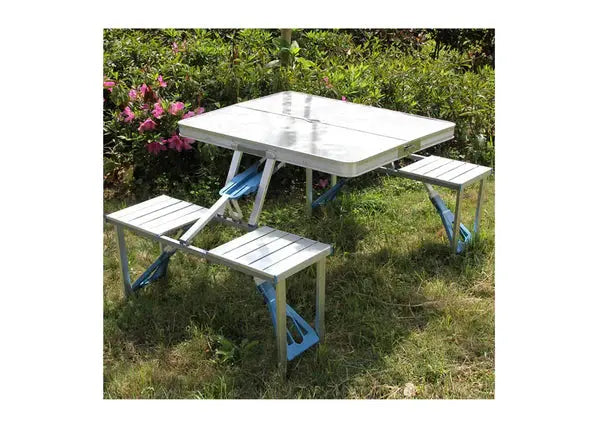 Masa Pliabila, Tip Geamantan, Cu 4 Scaune si Suport Umbrela, Din Aluminiu Doimeseriasi.ro