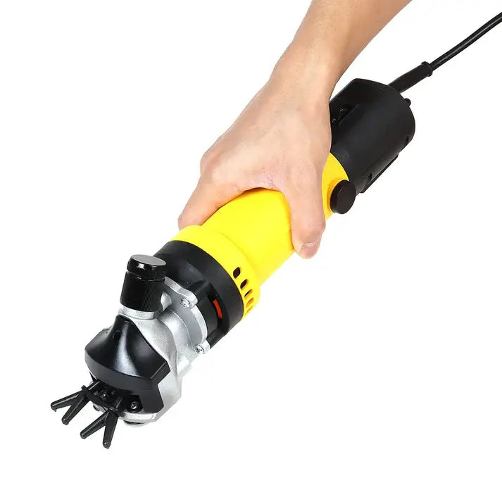 Masina Electrica Profesionala De Tuns Oi, Putere 850W, 6 Trepte De Viteza + Geanta De Depozitare De Plastic Inclusa Neamtul.ro