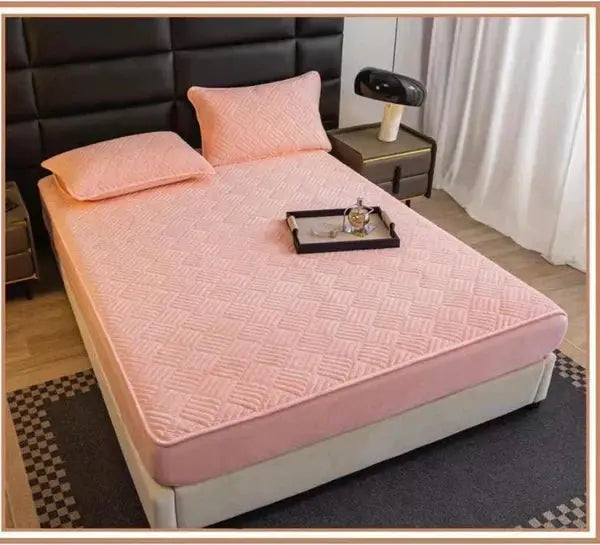 Topper Pentru Saltea, Cu Elastic, Material Tip Catifea, 160 X 200 cm + 2 Fete de Perna CADOU Doimeseriasi.ro